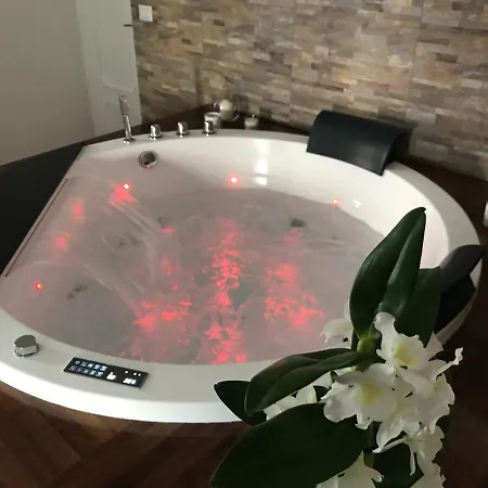 ベッド・アンド・ブレックファスト & Relax コンヴェルサーノ